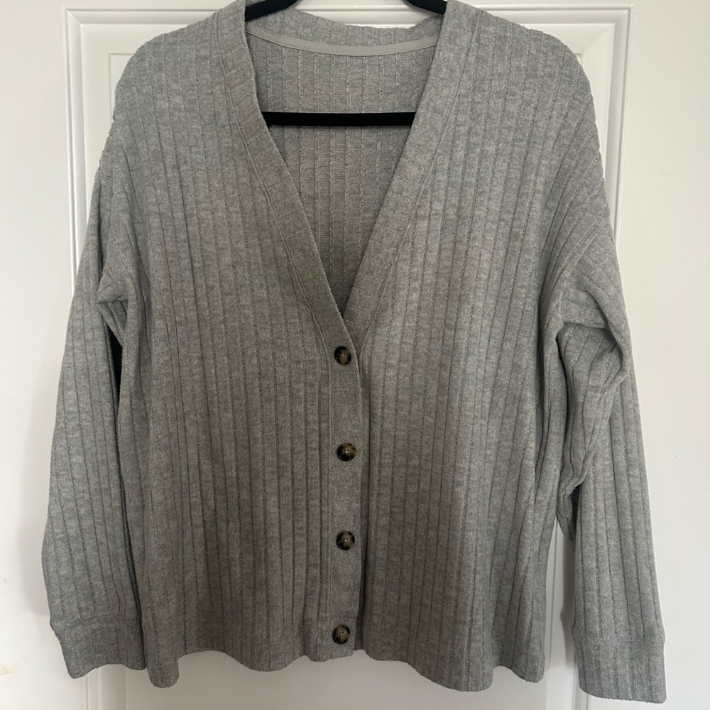 ALO Yoga Gray Ribbed Cardigan